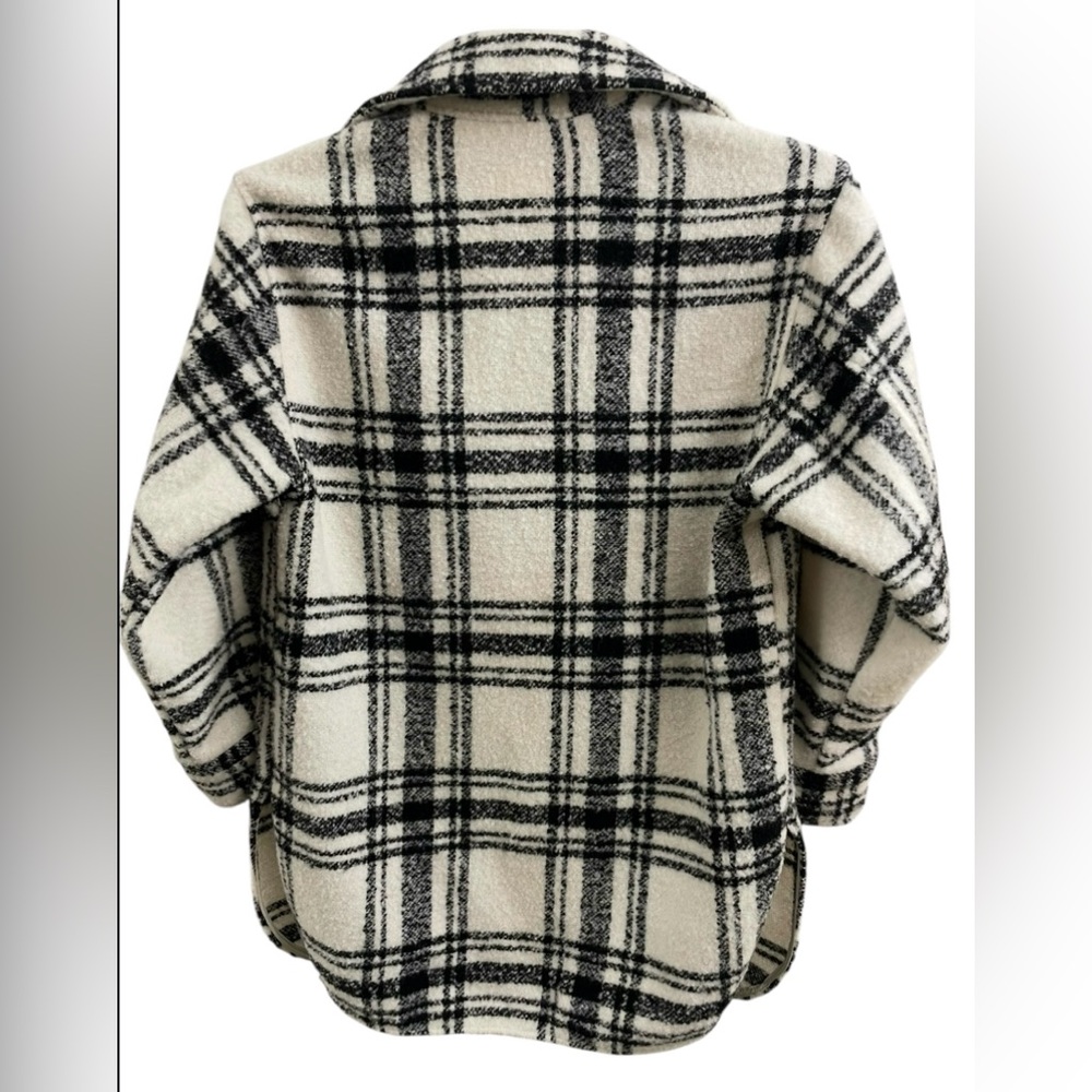 H&M oversized Black/Cream plaid shacket button closure, and chest pockets Sz(XS) - Picture 2 of 4